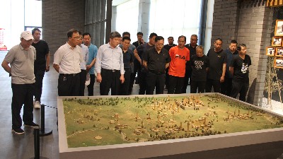 省派“加強(qiáng)農(nóng)村基層黨組織建設(shè)”工作隊(duì)培訓(xùn)班來公司調(diào)研